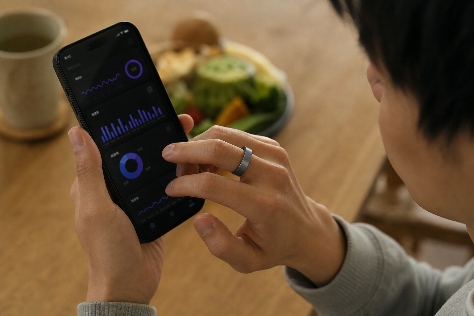 スマートリカバリーリングで睡眠データを確認するシーン