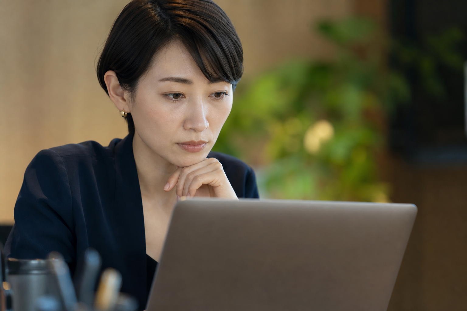 ストレスチェック結果を確認する人事担当者